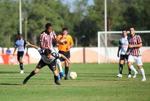 Paulista 0 x 0 Osasco Audax - Típico jogo de estreia...