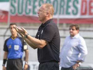 Mano pede tempo para que Corinthians seja avaliado