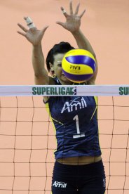 Vôlei: Amil defende vice-liderança da Superliga em São Caetano