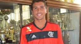 Carioca: Antes de apresentação oficial, argentino treina no Flamengo