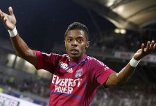 Italiano: Roma anuncia acerto com lateral brasileiro por empréstimo