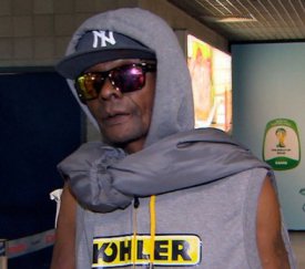 Mendigo em Portugal, ex-Seleção consegue emprego no Brasil