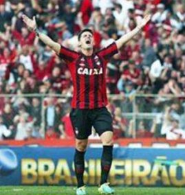 Libertadores: Técnico ganha ‘dor de cabeça’ para definir zaga do Atlético-PR