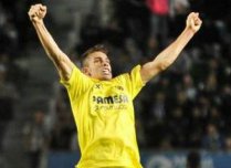 Espanhol: Zagueiro brasileiro trabalha para voltar aos titulares do Villareal