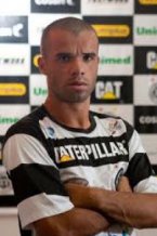 Copa do Nordeste: Zagueiro do CRB promete força para próximo confronto