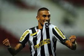 Carioca: Sondado pelo Santos, atacante do Botafogo vai para China