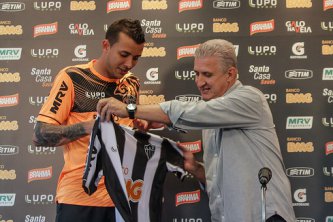 Mineiro: Atlético-MG apresenta seus dois primeiros reforços