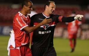 São Paulo 4 x 0 Mogi Mirim – No aniversário de Ceni, Tricolor goleia e se recupera