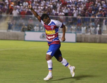 CEARENSE: Líder Fortaleza é o melhor do Brasil e Guarani vence clássico