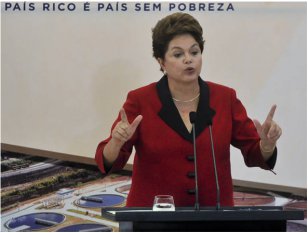 Copa 2014: Dilma Rousseff conversa com craques no Twitter e exalta Copa