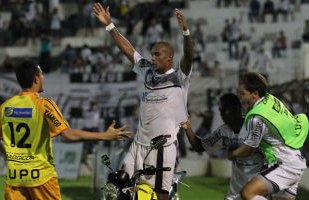 Paulistão Chevrolet: Ex-atacante do Guarani é afastado no Comercial