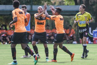 Mineiro: Atacante vê entrosamento como diferencial no Atlético