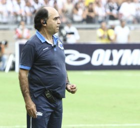 Mineiro: Técnico elogia Cruzeiro, mas cobra evolução