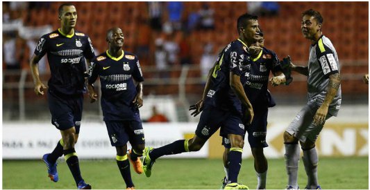 Paulistão: Meia diz querer ficar no Santos, mas admite pendência