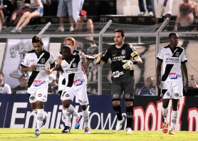 Primeira vitória alivia clima de tensão na Ponte Preta