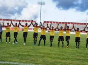 BAIANO: Catuense e Jacuipenense duelam pela ponta, e Juazeirense e Serrano secam