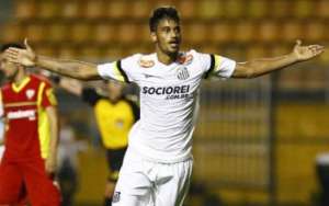 Santos e Corinthians fazem clássico para testar elencos