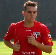 Chumbo trocado! Fluminense mira contratação de zagueiro do São Paulo