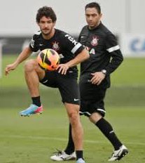 Corinthians revela ter recusado empréstimo de Pato