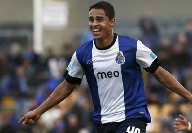 Paranaense: Atacante do Atlético-PR é negociado com time inglês