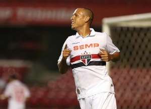 São Paulo 6 x 3 Rio Claro - E teve até gols de Luis Fabiano, o temperamental