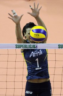 Vôlei: Duelo reúne as duas maiores pontuadoras da Superliga