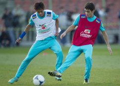 Pai de Neymar só mostrará contrato se Justiça pedir