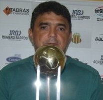 Maranhense: Flávio Araújo comemora aniversário, mas quer presentear torcedores