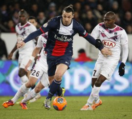 FRANCÊS: Com assistências de Lucas, PSG volta a vencer