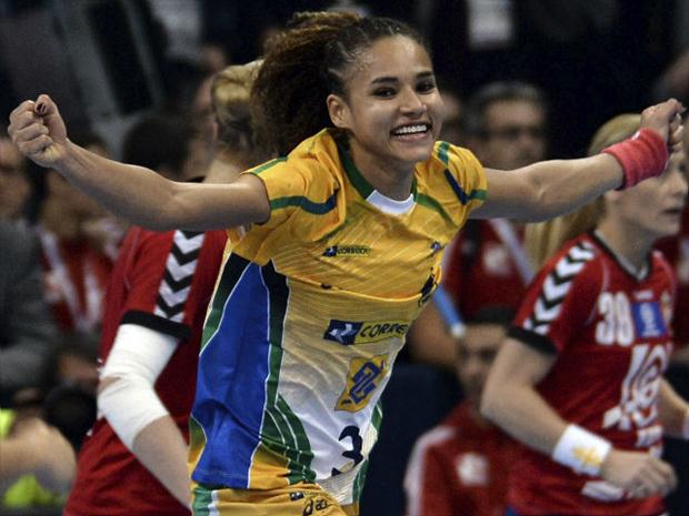 Handebol: Seleção vence primeiro jogo após título mundial