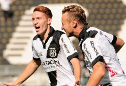 Seleção Futebol Interior do Paulistão CHEVROLET ONIX com quatro meias bons de bola