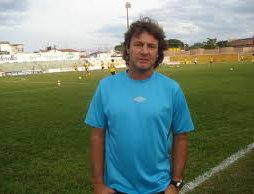 Paulista A3: Treinador ameaça sair e deixar Tupã abandonado