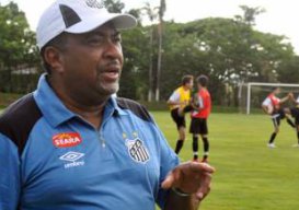 Santos confirma demissão de olheiro responsável por revelar os Meninos da Vila