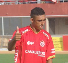 Potiguar: Virou casaca! ABC contrata atacante que já foi ídolo do América-RN