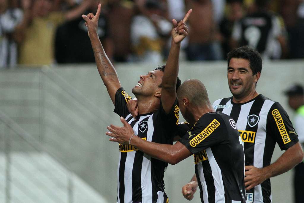LIBERTADORES: Atlético-PR e Botafogo se classificam para fase de grupos