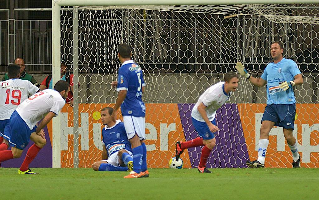 COPA DO NORDESTE: Santa Cruz vence e elimina Bahia da 2ª Fase