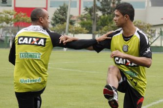 Ex-atacante do Palmeiras vence ação judicial e cobra dívida do Atlético-GO