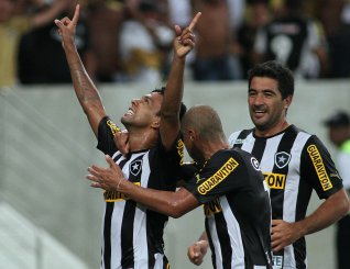 Libertadores: Técnico do Botafogo celebra vaga e aposta certeira em artilheiro