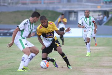 CATARINENSE: Reinaldo dá show e Metropolitano goleia o Criciúma