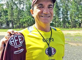 Paulista A2: Com zagueiro suspenso, Ferroviária terá mudança forçada