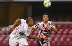 Souza treina no São Paulo e deve estrear contra a Ponte
