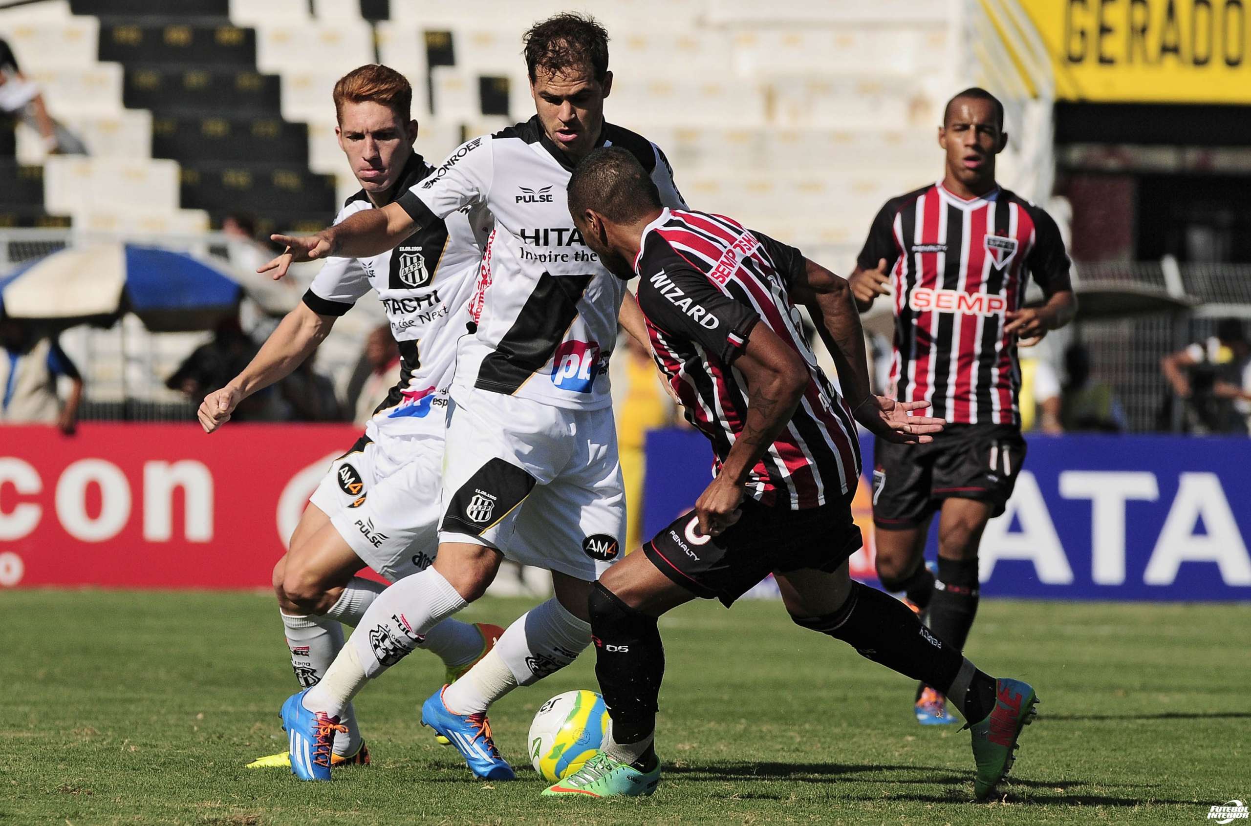 0002048156554 img g scaled