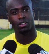 Wesley Bigu trabalha forte de olho na estreia do Treze no Paraibano