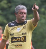 Paranaense: Gilberto Pereira deixa derrota de lado e já pensa na recuperação