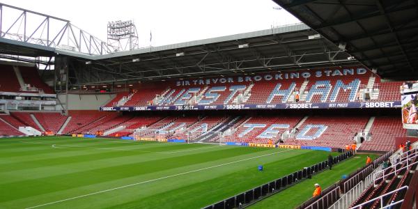 Inglês: De mudança, West Ham anuncia venda do seu estádio