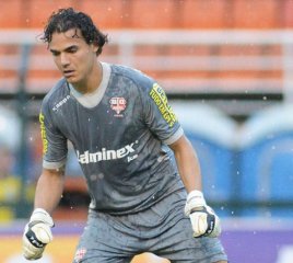 Palmeiras sonda goleiro de rival do Paulistão