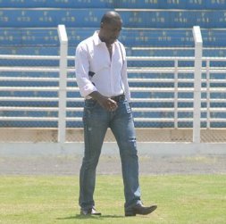 Rio Branco x Guaratinguetá – Pressão logo na ‘estreia’, professor?