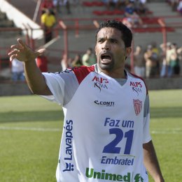 Paulista A2: Após “portas abertas”, São Caetano despacha atacante para o Timbu