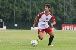 Atacante se destaca e marca 2 gols em treino do São Paulo