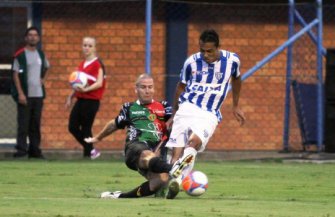 CATARINENSE: Sem rumo, Avaí perde mais uma e cai para lanterna